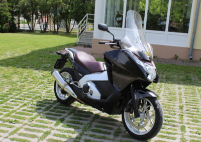 Honda NC700D Integra